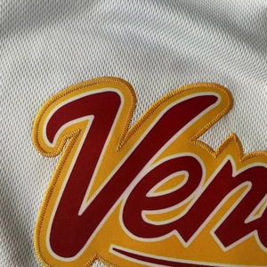 Camiseta de Béisbol de Manga Corta con Cuello en V para Hombre, Bordado de la Más Alta Calidad 2026, Cómoda para Entrenamiento y Competencia - Product Image 4