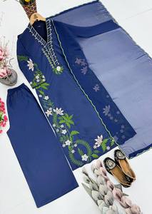 Traje Salwar Azul Bordado con Flores y Dupatta, Ropa Tradicional India y Pakistaní, Corte Holgado, Largo hasta el Suelo, Vestido para Mujer - Product Image 6