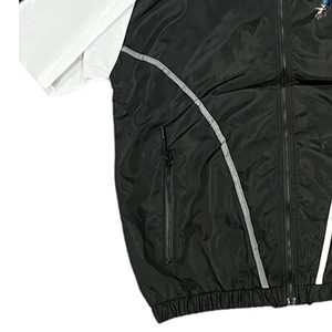 Ensemble de survêtement réfléchissant en nylon deux pièces personnalisé pour homme, coupe-vent zippé et short, idéal pour l'été, respirant - Product Image 6