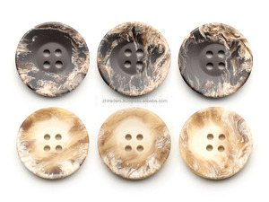 กระดุมเรียบกันเงาทำจากเรซินเป็นมิตรต่อสิ่งแวดล้อม4รูสำหรับเสื้อผ้าสุดหรู - Product Image 4