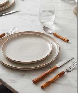 Ensemble de couverts en acier inoxydable plaqué argent avec manche en bois, compatibles lave-vaisselle, pour la maison, l'hôtel et les réceptions. - Product Image 3