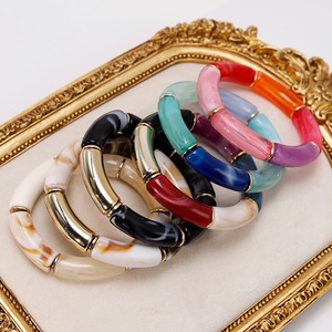 Bracelet en résine fait main pour femmes, bijoux tendance, accessoires de mode, vente en gros - Product Image 4