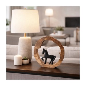 Sculpture de cheval circulaire en bois faite à la main, décoration de table, artisanat minimaliste sur le thème des animaux, art pour le salon - Product Image 4