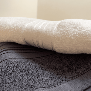 Serviettes de bain personnalisées avec logo, coton de haute qualité, brodées, pour cadeaux d'entreprise, conception OEM, vente en gros, faible MOQ - Product Image 1
