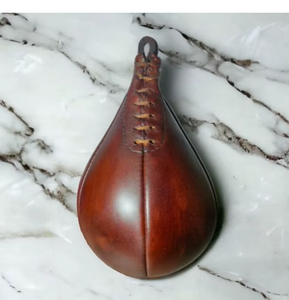 Sac de frappe sur pied en cuir, équipement d'entraînement universel durable, sac de vitesse en cuir vintage : ballon d'entraînement de boxe fait main - Product Image 2