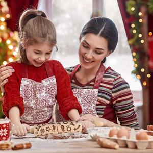 Rouleau à pâtisserie en bois texturé à thème de Noël, idéal pour les biscuits, le fondant et la décoration festive de la pâtisserie, provenant d'Inde - Product Image 2