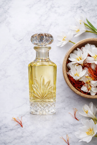 Huile Essentielle Florale Pure à 100% de Zafran Royale Blanc - Distillée par Hydrodistillation - Product Image 4