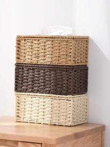 Boîte à mouchoirs rectangulaire en rotin tissé à la main pour la décoration intérieure bohème et rustique - Product Image 4