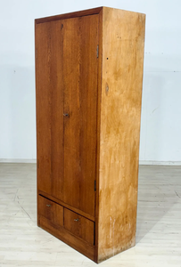 ตู้เสื้อผ้าไม้มะม่วงสไตล์เรโทร พร้อมบานเลื่อน ดีไซน์อินดัสเทรียลรัสติก สำหรับห้องนอนและห้องนั่งเล่น - Product Image 6