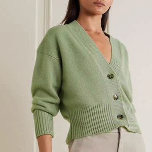 Cárdigan de punto informal para mujer, de cintura alta, manga larga, cuello en V, para otoño, con botón frontal con logo y diseño de longitud corta. - Product Image 5