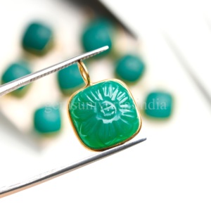 Colgante de Flor Tallada en Ónix Verde Natural, Plata de Ley 925 con Baño de Oro Vermeil, Joyería con Piedras Preciosas, Amuleto de Cristal Curativo, Venta al por Mayor - Product Image 3