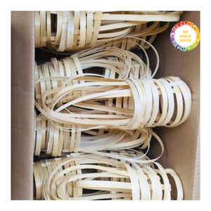 Poignée de tasse en bambou au design minimaliste, légère et réutilisable pour tasses - Product Image 3