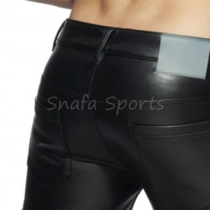 กางเกงขาสั้นหนังฟิตเนสผู้ชายรุ่นใหม่ล่าสุด กางเกงหนังยาวระดับเข่าแบบสั่งทำพิเศษ สำหรับใส่ลำลองและออกกำลังกาย มีเชือกผูกเอว พร้อมจำหน่าย - Product Image 6