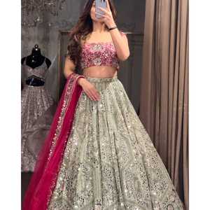 Lehenga Choli de créateur en forme de A, fait main avec de magnifiques broderies - Product Image 6