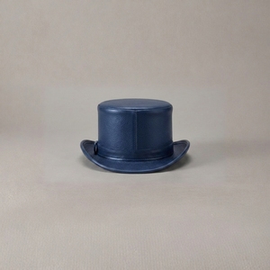 Chapeaux Bob en Cuir Pleine Fleur Véritable Personnalisables avec Logo OEM pour Hommes et Femmes, Style Vintage Steampunk, Vente en Gros - Product Image 4