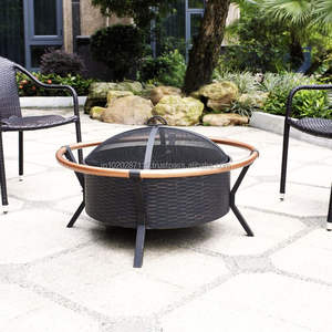 Pozo de fuego de hierro resistente con base ancha, patas fuertes, cuenco profundo que garantiza la estabilidad de seguridad durante el uso al aire libre - Product Image 1