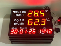 Thermo-hygromètre AT-Temp&Humi avec écran LED, contrôle intelligent par application, alarme haute température, construction en plastique et aluminium, IP52