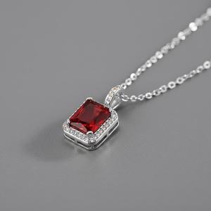 Pendentif en grenat rouge taille émeraude, argent sterling 925 plaqué or 14 carats, bijou délicat pierre de naissance de janvier, cadeau - Product Image 5