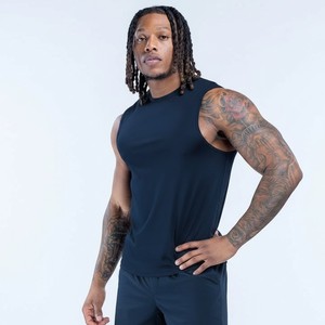 Débardeur de sport personnalisé pour homme, coupe ajustée, séchage rapide, anti-transpiration, pour l'entraînement - Product Image 3