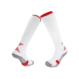 Chaussettes de football blanches mi-hautes avec bordure rouge, respirantes, tricotées, pour adultes, pour le sport d'été, pour hommes - Product Image 1