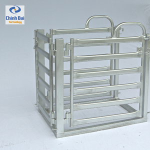 Panneaux métalliques de clôture pour moutons en gros/Clôture en acier galvanisé pour bétail Panneau de clôture pour ferme d'élevage en acier Chinh Dai - Product Image 4