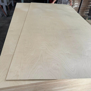 Tablero de Contrachapado de Melamina de 18 mm, Grado E1, Resistente al Agua y a los Arañazos, para Fabricación de Muebles - Product Image 1