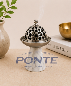 Brûleur à Loban en Métal Artisanal Premium avec Base en Marbre, Diffuseur Traditionnel Dhoop Dani & Oud pour Cérémonies Religieuses et Maison - Product Image 2