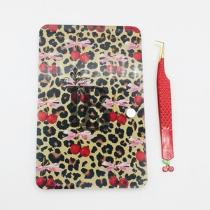 Accesorio de Salón de Belleza para Pestañas, Diseño de Guepardo, Cereza, Mariposa, Corazón, Flor, Acrílico Ecológico y Duradero, Uso Diario, Bajo MOQ - Product Image 1