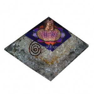 Meilleur Vendeur de Aventurine Jaune L'énergie Pyramides D'orgone: Aventurine Jaune L'énergie Orgone Pyramides À Vendre - Product Image 6