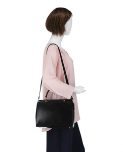 Sacs à main bandoulière en cuir véritable pour femmes, haute qualité, vente en gros 2026, couleurs et logos personnalisés, souples et imperméables, beige, mode, OEM - Product Image 4