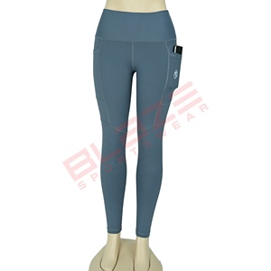 Blaze Fight Wear Leggings de Yoga de cintura alta de secado rápido Diseño cruzado personalizado con cintura elástica transpirable Patrón sólido - Product Image 2