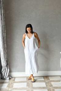 เดรสยาวผ้าลินินสีขาวสำหรับผู้หญิง คอวี ไหล่ตก ทรงปกติ ทรงเอ ระบายอากาศได้ดี เป็นมิตรกับสิ่งแวดล้อม สไตล์ลำลอง สำหรับฤดูร้อน - Product Image 5