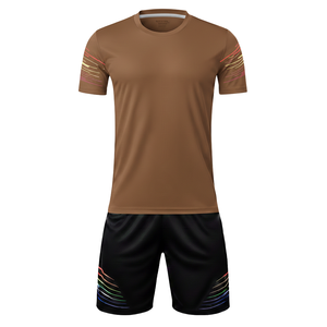 Ensemble de maillot et short de football découpé avec précision, 100 % polyester mesh, découpe automatisée, couleur dégradée, col rond, manches courtes - Product Image 6