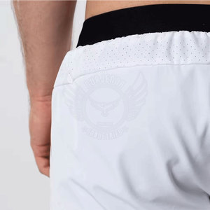 Pantalones cortos deportivos de tela suave y elástica, diseñados para entrenamiento físico, movimiento deportivo, flexibilidad y comodidad durante todo el día. - Product Image 6