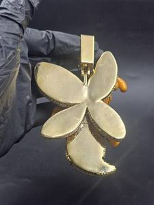 Colgante Personalizado de Abeja Reina en Plata 925, Estilo Hip Hop, con Incrustaciones de Diamantes, Colgante de Abeja de Dibujos Animados Personalizado para Hombre - Product Image 5