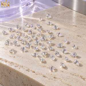 Diamant de laboratoire non monté de 16,00 carats, couleur DEF, à facettes poire distinctives |   Éclat Exceptionnel, Contours Affinés et Tailles Personnalisées - Product Image 1