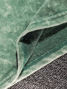 Ensemble deux pièces vert délavé à l'acide pour homme : T-shirt col rond imprimé et short – Tenue décontractée d'été avec impression par transfert thermique 100 % coton - Product Image 4