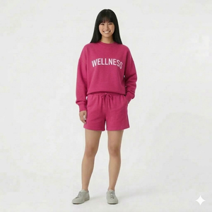 Conjunto de Top de Cuello Alto y Pantalones Cortos para Mujer, Estilo Urbano de Invierno, Tela de Forro Polar que Garantiza la Consistencia en Pedidos Repetidos - Product Image 1