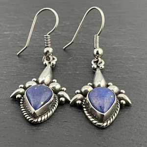 Boucles d'oreilles pendantes fantaisie vintage en argent sterling et lapis-lazuli, bijoux faits à la main avec pierres précieuses bleues, cadeau élégant pour femme - Product Image 4