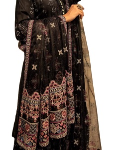2022 modelo hermoso brillante paquistaní étnico Saree Panjabi césped traje de la India Venta caliente buen aspecto 145 Lengha vestido - Product Image 1
