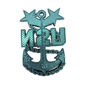 Monedas personalizadas de metal esmaltado suave con acabado brillante en negro, níquel, oro, plata y cobre. - Product Image 4