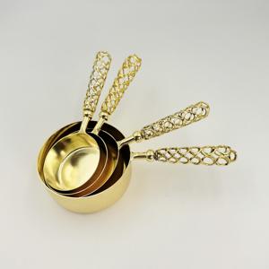 Cucharas y Tazas Medidoras de Acero Inoxidable, Resistentes, Ecológicas, Metálicas Doradas con Mango de Alambre de Hierro, Juego de Tazas Medidoras, Utensilios para Hornear - Product Image 1