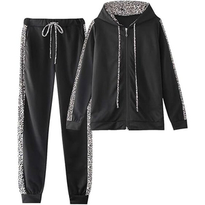 Survêtement personnalisé en gros pour femme, coupe ajustée en molleton bouclette, vêtements de sport personnalisés, jogging en coton épais uni pour femme - Product Image 1