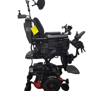 Fauteuil roulant A-m-y SYSTEMS ALLTRACK M3 avec élévateur de siège et ciseaux à cheveux, le plus demandé - Product Image 1