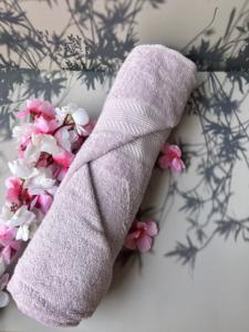 Serviette de bain en coton - Antimicrobienne, séchage rapide et écologique pour usage domestique - Product Image 5