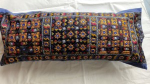 Keshav Handicrafts – Artisanat Fait Main, Biologique, Vintage, Brodé, Art Populaire, Longue Fermeture à Enveloppe en Coton/Laine Lavable, Rectangulaire Multicolore - Product Image 1