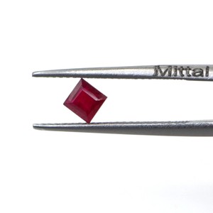 Rubis naturels de Bangkok, carrés calibrés de 5 mm, pierres précieuses de rubis naturelles facettées, prêtes à l'emploi pour la fabrication de bijoux - Product Image 2