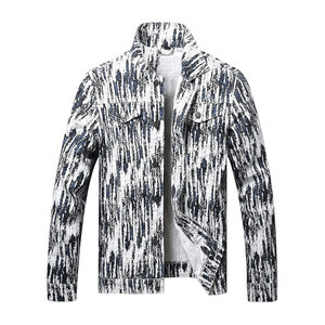 Veste en jean imprimée pour homme, coupe classique, style décontracté avec poches, fermeture boutonnée, vêtement d'automne, denim personnalisé de haute qualité - Product Image 1