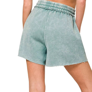 Shorts d'été pour femmes en coton brodé de haute qualité, délavé à l'acide, épais, écologique, style streetwear, avec logo personnalisé - Product Image 2