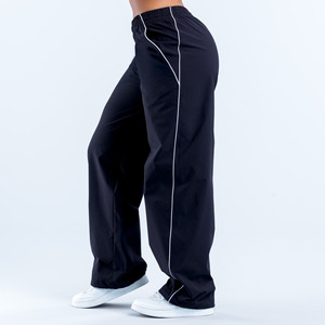 Pantalon cargo élastique taille mi-haute pour femme, coupe ample, en molleton épais délavé avec poches, style streetwear, vente en gros OEM - Product Image 1
